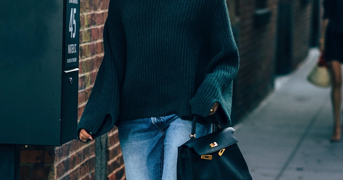 An Incredibly Chic Way to Elevate a Turtleneck and Jeans